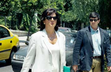 Συνάντηση Β.Παπανδρέου και Μ.Χρυσοχοΐδη με τον πρωθυπουργό για τη μεταναστευτική πολιτική