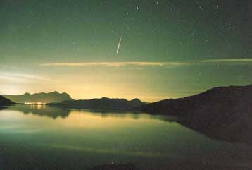 Μη χάσετε τους Λεοντίδες<i>Η Γη εισέρχεται εντός της ουράς του κομήτη Tempel – Tuttle