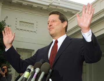 Υπομονή συνιστά ο Αλ Γκορ για το… καλό της δημοκρατίας<i> Η ανακαταμέτρηση συνεχίζεται</i>