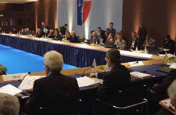 Τον απολογισμό της ελληνικής προεδρίας στο Δυτικοευρωπαϊκό Οργανισμό Εξοπλισμών έκανε ο Τσοχατζόπουλ