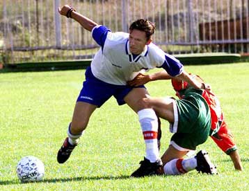 Βήμα πρόκρισης των νέων στο ευρωπαϊκό ποδόσφαιρο<I>Νίκησαν 1-0 τη Ρουμανία</I>