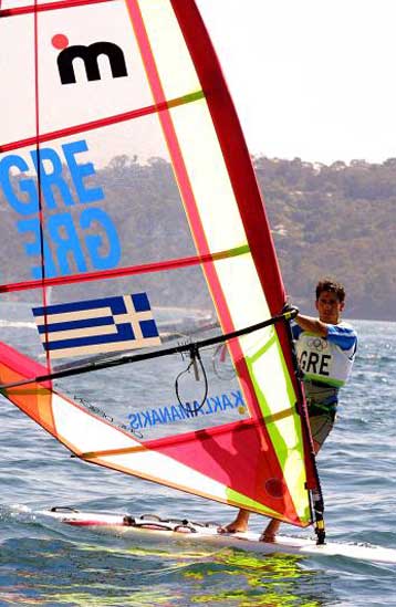 «Βλέπει» το 2004 ο Νίκος Κακλαμανάκης