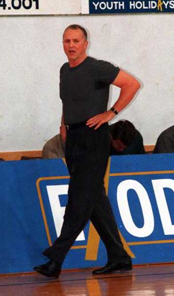 Ραντεβού με Γιαννάκη ο Αρης αλλά πιο κοντά σε Γιατζόγλου<I>Την Τρίτη με την Τράισκιρχεν στο Κύπε