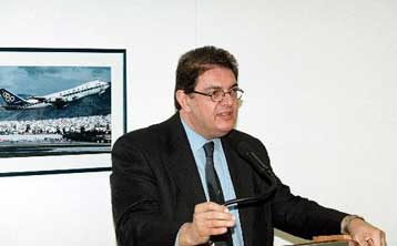 Στα χέρια της αγοράς η τύχη της Ολυμπιακής, δηλώνει ο Χρ.Βερελής