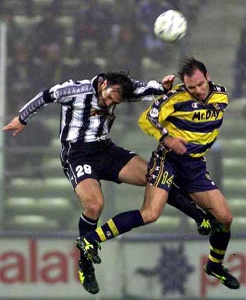 Η Πάρμα πήρε το ντέρμπι του campionato</b><i>Νίκησε 2-0 την Ουντινέζε</i>