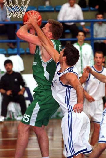 Στην κορυφή της Α2 μπάσκετ ο Πανελλήνιος, νίκησε 82-78 τη Λάρισα