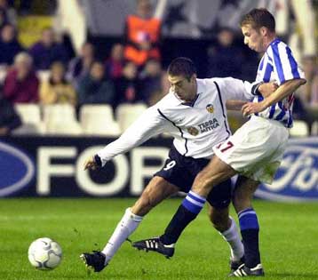 Στις καθυστερήσεις η Βαλένθια ισοφάρισε 2-2 τη Ράγιο Βαγιεκάνο