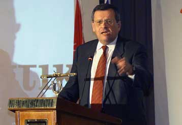 Ανοιχτοί σε συνεργασίες με ομοϊδεάτες από οποιονδήποτε πολιτικό χώρο δηλώνουν οι Φιλελεύθεροι