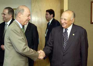 Εκ περιτροπής προεδρία προτείνει ο ΟΗΕ στην Κύπρο</b><i>Υπέρ των θέσεων Ντενκτάς η Ισλαμική Διάσ