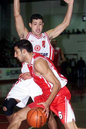 Με όπλο τα τρίποντα, ο Ολυμπιακός 82-75 τη Νήαρ Ηστ