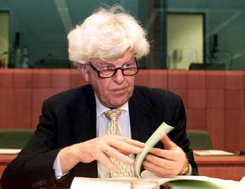 Αμετάβλητα αναμένεται να διατηρήσει τα επιτόκια η ΕΚΤ