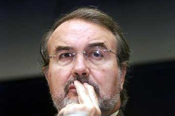 Υποτιμημένο 20-25% είναι το ευρώ, υποστηρίζει ο Σόλμπες