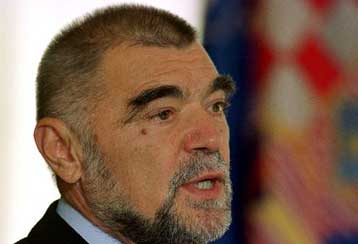 Περιορίζονται οι εξουσίες του προέδρου της Κροατίας