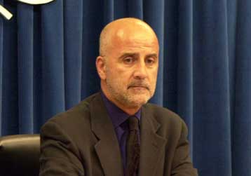 Την ελπίδα ότι θα συνεχιστούν οι συνομιλίες για το Κυπριακό τον Ιανουάριο εξέφρασε ο Ντε Σότο</b><br