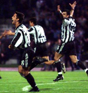 Είναι μεγάλη μας χαρά να παίξουμε με τη Λίβερπουλ </i>