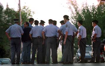 Αστυνομικοί τέλος στα γήπεδα μετά το ντέρμπι Ολυμπιακού – Παναθηναϊκού, δηλώνει ο Χρυσοχοΐδης