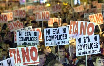 Έκρηξη βόμβας στο Σαν Σεμπαστιάν με την υπογραφή της ΕΤΑ