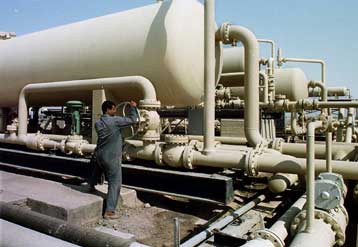 Πιθανή μείωση της πετρελαϊκής παραγωγής του ΟΠΕΚ το 2001