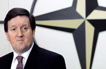 Πρώτη επαφή των αντιπροσώπων Ελλάδας και Τουρκίας στο ΝΑΤΟ για τα ΜΟΕ