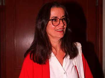 Τιμητική διάκριση στην Ελένη Καραΐνδρου από το ΤΕΙ Ηρακλείου Κρήτης