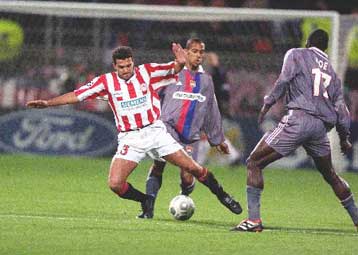 Επέστρεψε με σκυφτό το κεφάλι η αποστολή του Ολυμπιακού