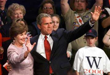 Προβάδισμα στον Τζορτζ Μπους δίνει η Γουόλ Στριτ