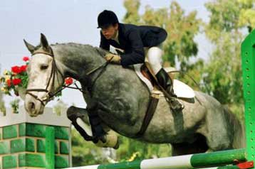 Επιθεώρηση στο Ολυμπιακό κέντρο ιππασίας