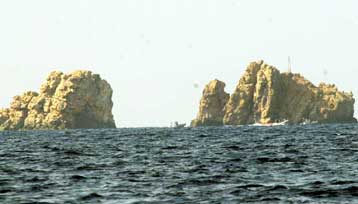 Σωρεία ποινικών διώξεων για το Σάμινα<i>Στη Βουλή μέρος του προανακριτικού υλικού για τις ευθύνε