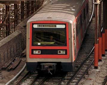 Σύγκρουση τρένων του ΗΣΑΠ στο Μαρούσι με τραυματίες