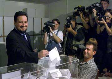 Προς εκτόνωση η κρίση στον κυβερνητικό συνασπισμό της ΠΓΔΜ