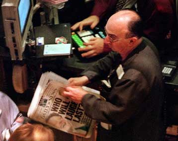 Σημαντικά κέρδη για τον Dow Jones, απώλειες για τον Nasdaq τη Δευτέρα