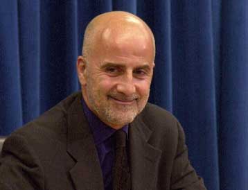 Θολώνει τα νερά ο Ντε Σότο για την εξέλιξη των εκ του σύνεγγυς συνομιλιών και τις προθέσεις Ανάν