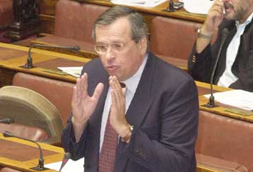 Αντιδράσεις ΝΔ και Φιλελευθέρων για τη συμμετοχή της ΔΕΗ στη σταθερή ασύρματη τηλεφωνία