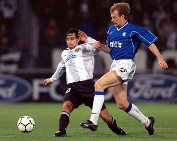 Μόνο τρία «εισιτήρια» δεν έχουν κριθεί στους τέσσερις ομίλους του Champions League<I>Αλλες τρεις