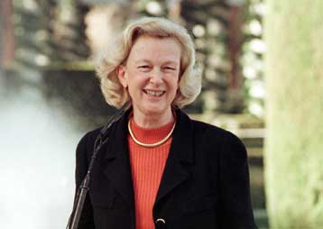 Τον έλεγχο 5.500 επικίνδυνων πλοίων ζητά η πρόεδρος του Ευρωκοινοβουλίου