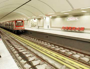 Το μετρό έγινε εννέα μηνών<I>Πόσο άλλαξε τη ζωή των Αθηναίων;</I>