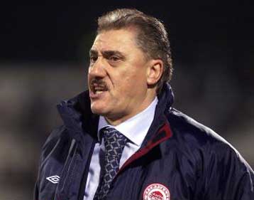 Δίκαιη πέρα για πέρα η νίκη   <i>Δεκαπέντε ημέρες εκτός ο Νινιάδης </i>