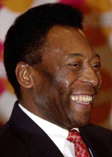 Σύγχρονο δουλεμπόριο είναι οι μεταγραφές νέων παικτών, σύμφωνα με τον Πελέ