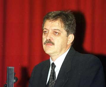 Διαφωνίες στους κόλπους της ΚΕΔΚΕ<I>Mε τρία διαφορετικά ψηφίσματα θα κλείσει το συνέδριο</I>