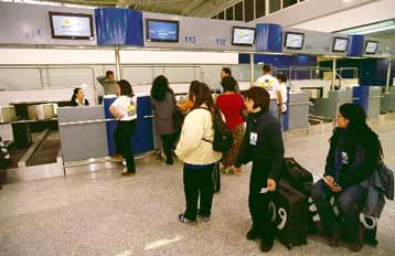 Στα πρόθυρα πτώχευσης η Ολυμπιακή<i>Απειλή κατάσχεσης έξι αεροσκαφών</i>