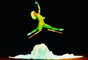 To Mαύρο Θέατρο της Πράγας στη Θεσσαλονίκη