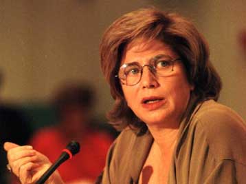 Η Ευρώπη τιμά τα 50 χρόνια της Συνθήκης των Ανθρωπίνων Δικαιωμάτων<i>Ζητούμενο η μορφή τους στον