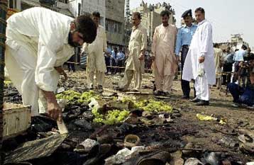 Δεκαεπτά τραυματίες από έκρηξη βόμβας σε πόλη του βόρειου Πακιστάν