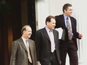 Συνάντηση κορυφής στο Μαξίμου για τα μέτρα ασφαλείας των Ολυμπιακών του 2004