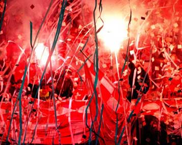 Αρχίζει το ντέρμπι Ολυμπιακού – Παναθηναϊκού με επιστολή της «Θύρας 7» προς Φλωρίδη – Χρυσοχοΐδη για