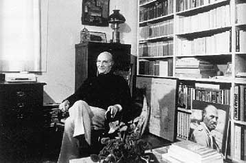 Επέτειος γενεθλίων του Οδυσσέα Ελύτη σήμερα, Πέμπτη, με την κυκλοφορία ολιγοσέλιδου κειμένου του