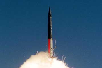 Η Ρωσία προσφέρει πυραύλους πυρηνικών κεφαλών για εκτοξεύσεις νέων δορυφόρων