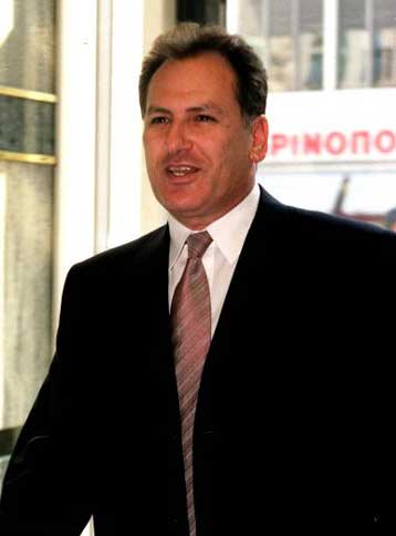 Τουλάχιστον εκατό δισεκατομμύρια δραχμές ο προϋπολογισμός του 2001 για τα Ολυμπιακά έργα του ΥΠΕΧΩΔΕ