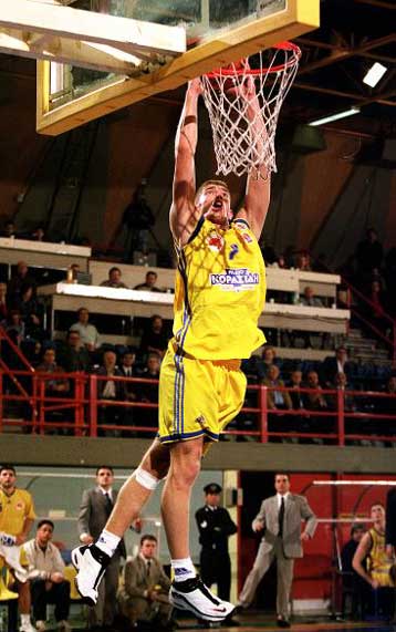 Για το 3 στα 3 το Περιστέρι την Πέμπτη με τη Ζαλγκίρις Κάουνας