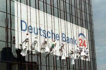 Κέρδη ρεκόρ για την Deutsche Bank το εννεάμηνο του 2000